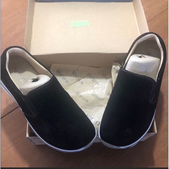 NEW Alegria Mens Aaron Black Suede Shoes